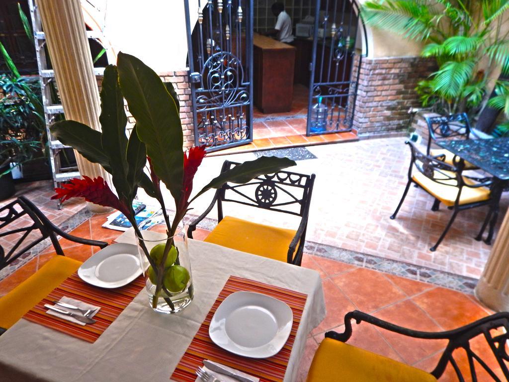 Suite Colonial Santo Domingo Exterior photo